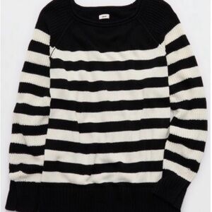 American Eagle Striped Black and White Women’s Sweater
